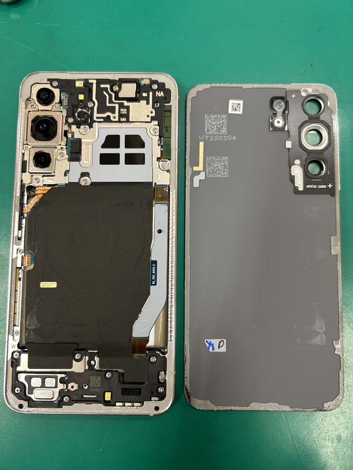 Galaxy s22 バッテリー膨張 電池交換 イオン春日井店